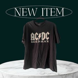 AC/DC Black  Back in Black Graphic T-Shirt Size XL